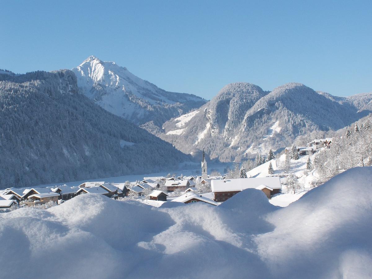Gasthof Taube Bizau Exteriör bild